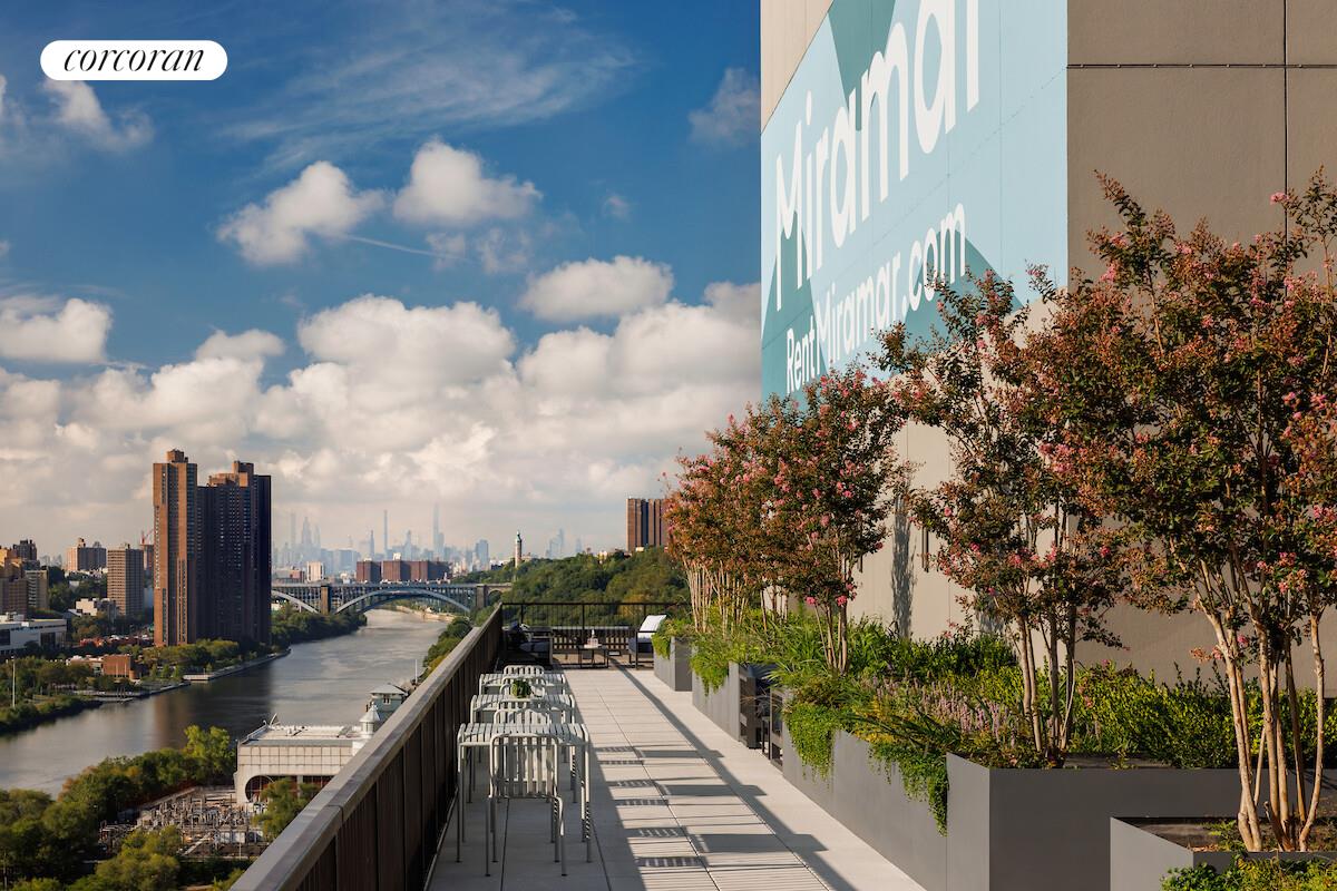 405 West 206th Street, Unit 710S Manhattan, NY 10034 - Photo 36 of 44