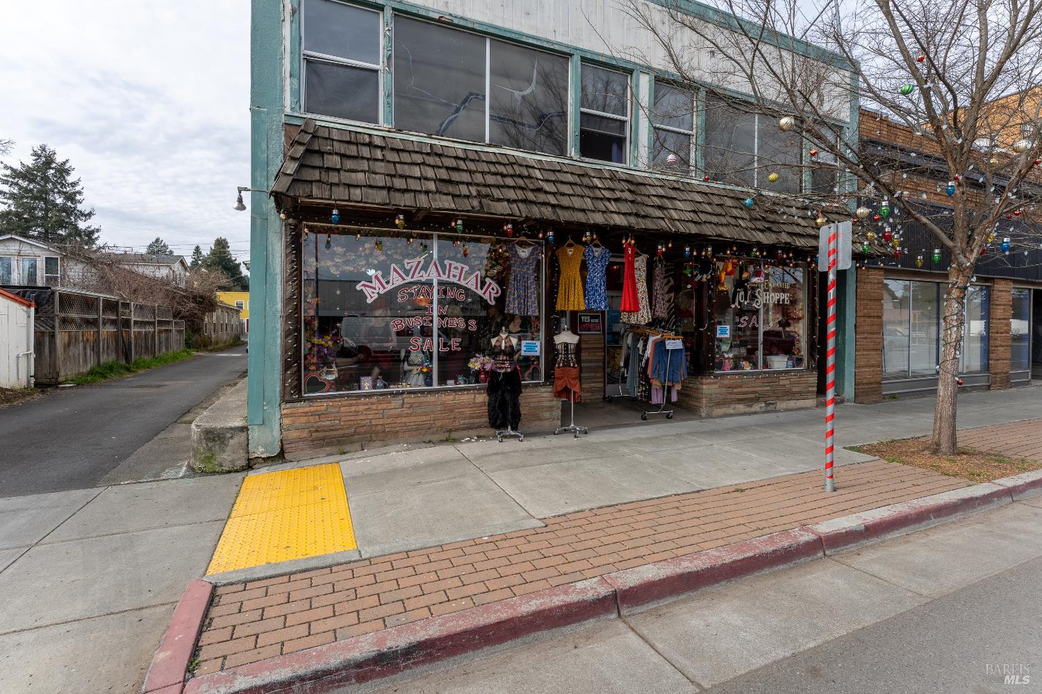 38 South Main Street Willits, CA 95490 - Photo 1 of 88