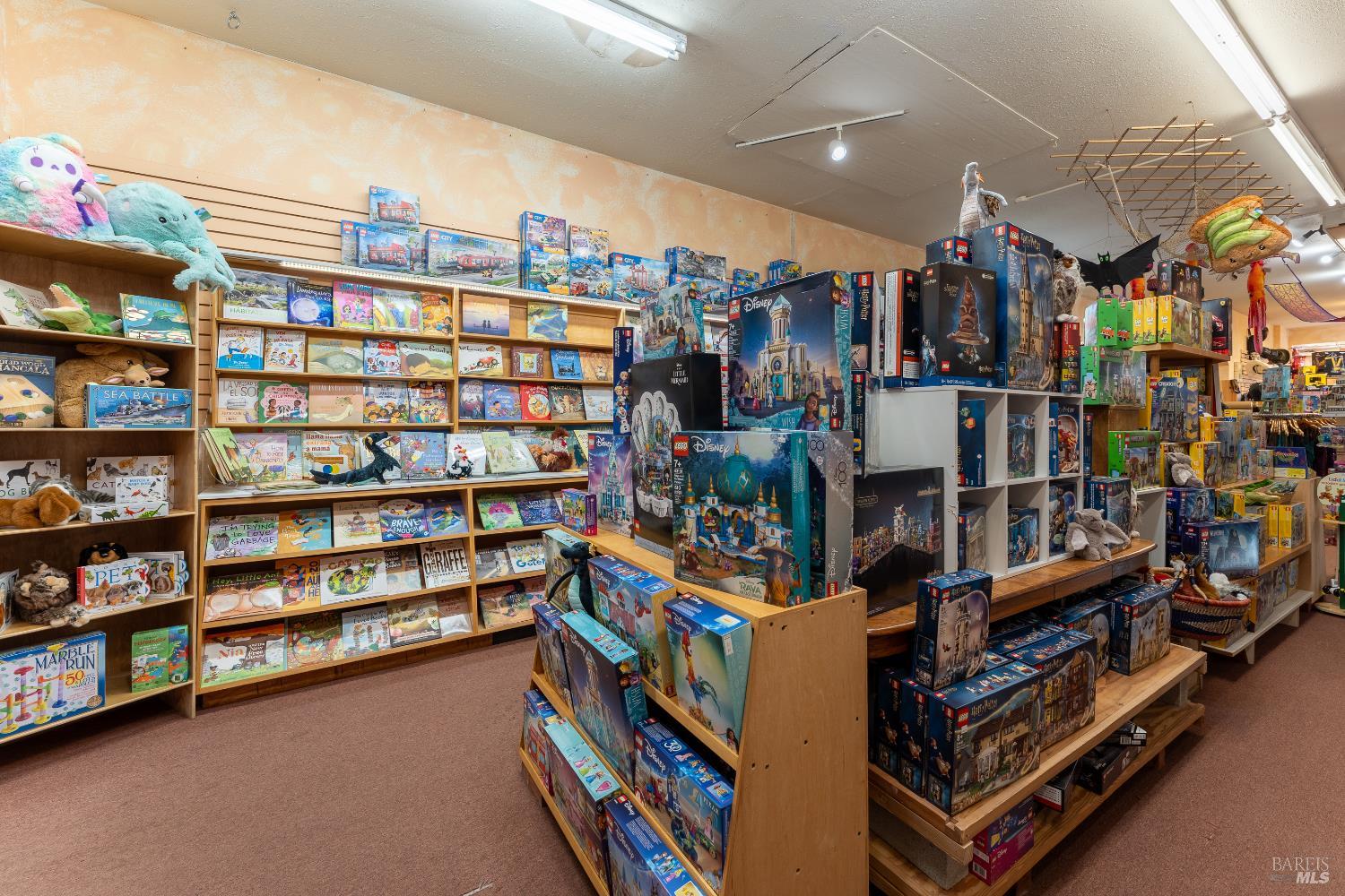 38 South Main Street Willits, CA 95490 - Photo 20 of 88 a view of a storage in a room