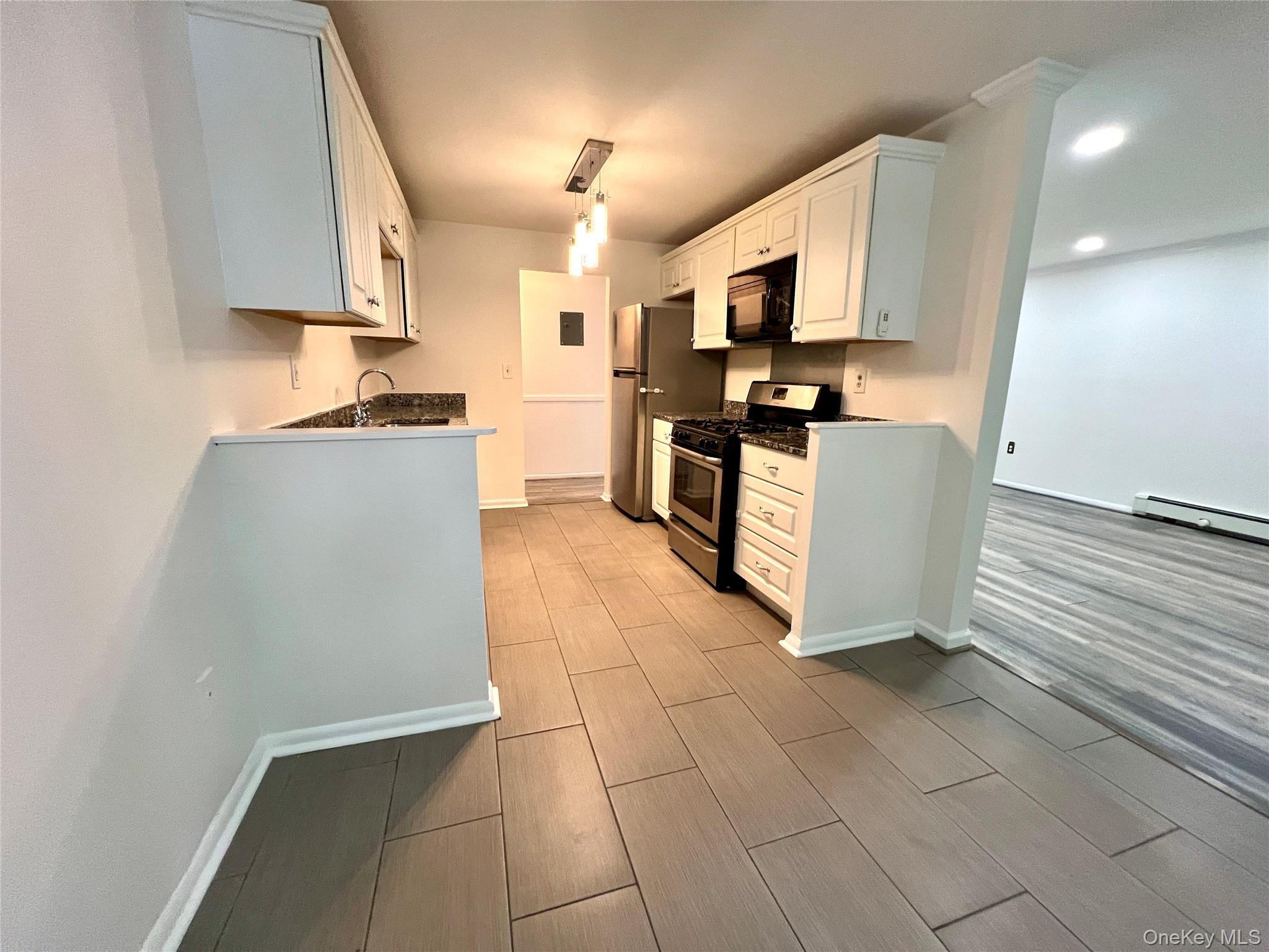 3 Hook Road, Unit 15A Poughkeepsie, NY 12601 - Photo 9 of 23 Gallery Image 9