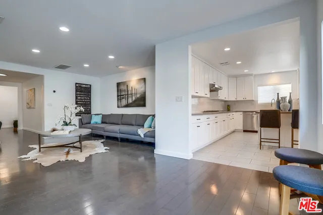 $8,199 | 12527 Emelita Street, Valley Village, CA 91607