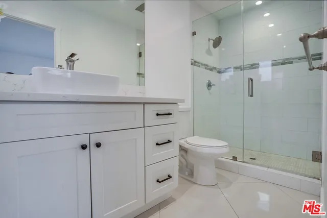 $8,199 | 12527 Emelita Street, Valley Village, CA 91607