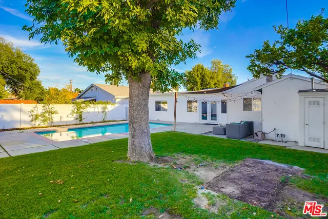 $8,199 | 12527 Emelita Street, Valley Village, CA 91607