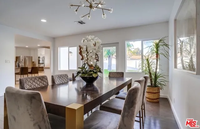 $8,199 | 12527 Emelita Street, Valley Village, CA 91607