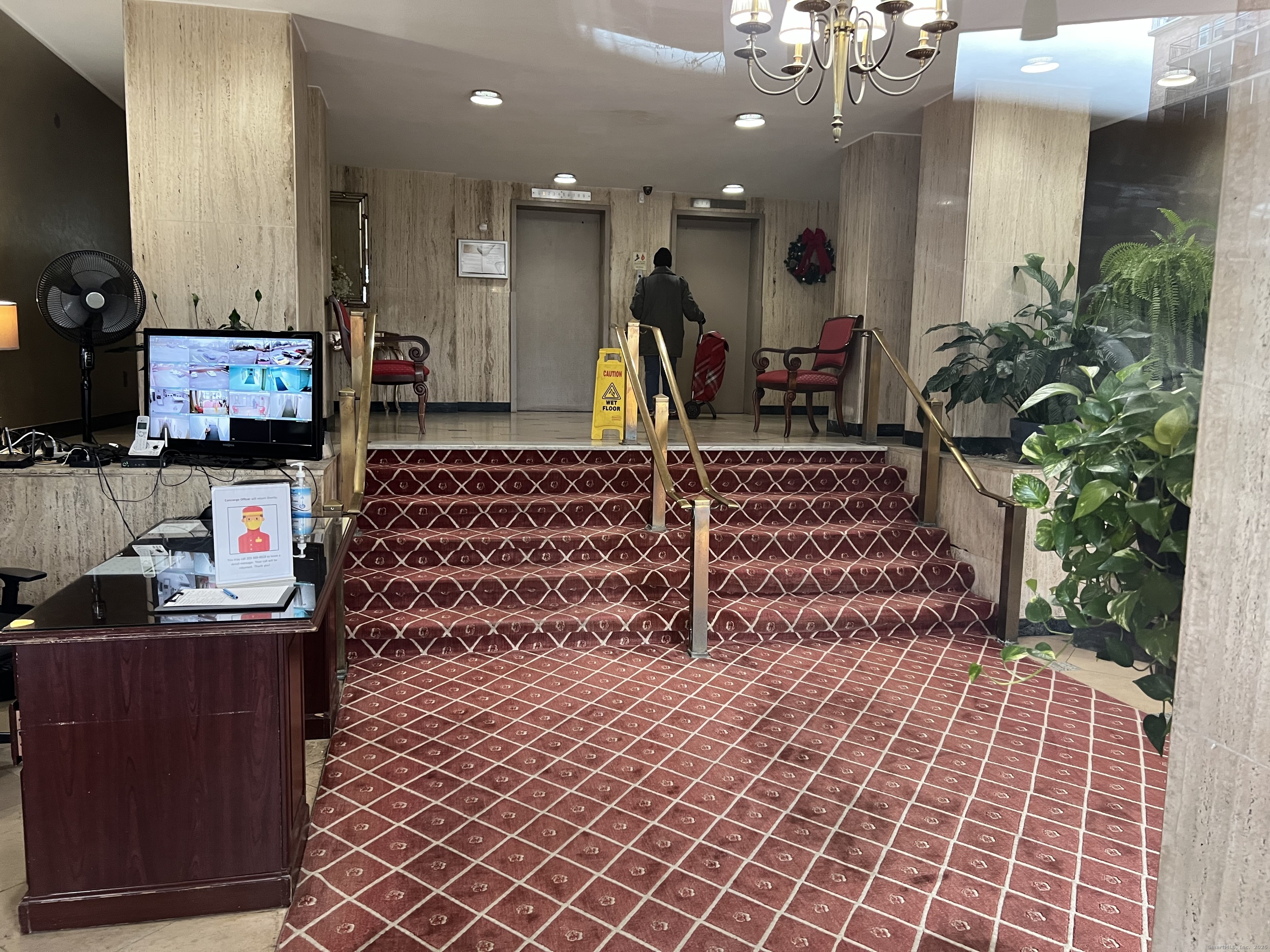 80 Cartright Street, Unit 5F Bridgeport, CT 06604 - Photo 4 of 15