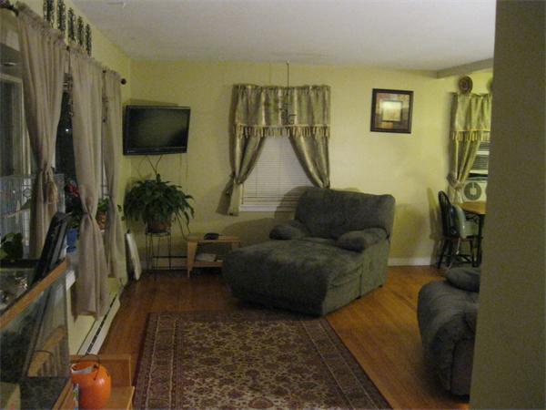 126 Feeding Hills Road Southwick, MA 01077 - Photo 4 of 12 Gallery Image 4