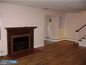 504 East Ridley Avenue Ridley Park, PA 19078 - Photo 3 of 12 Living Room