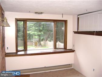 504 East Ridley Avenue Ridley Park, PA 19078 - Photo 4 of 12 Office / Study