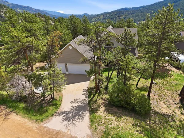 $970,000 | 256 Choctaw Road, Lyons, CO 80540