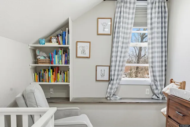 $850,000 | 708 North Desmet Avenue, Buffalo, WY 82834