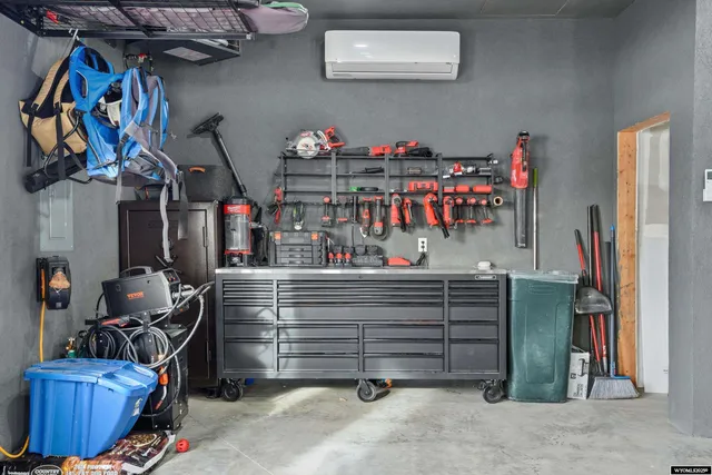 $850,000 | 708 North Desmet Avenue, Buffalo, WY 82834