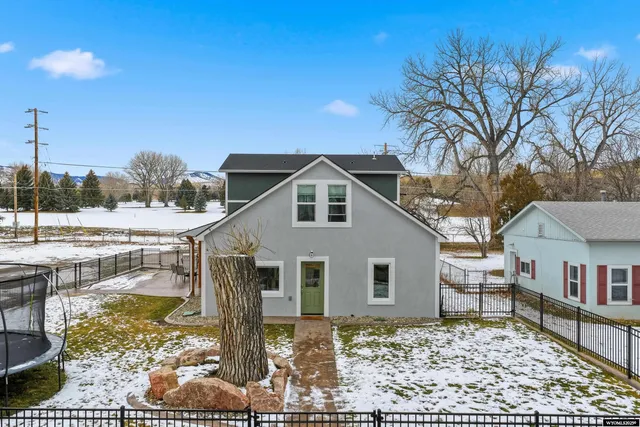 $850,000 | 708 North Desmet Avenue, Buffalo, WY 82834