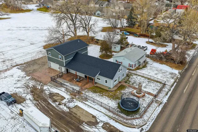 $850,000 | 708 North Desmet Avenue, Buffalo, WY 82834