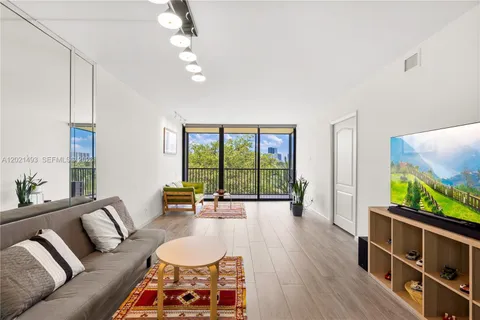 $239,000 | 20335 West Country Club Drive, Unit 404, Aventura, FL 33180