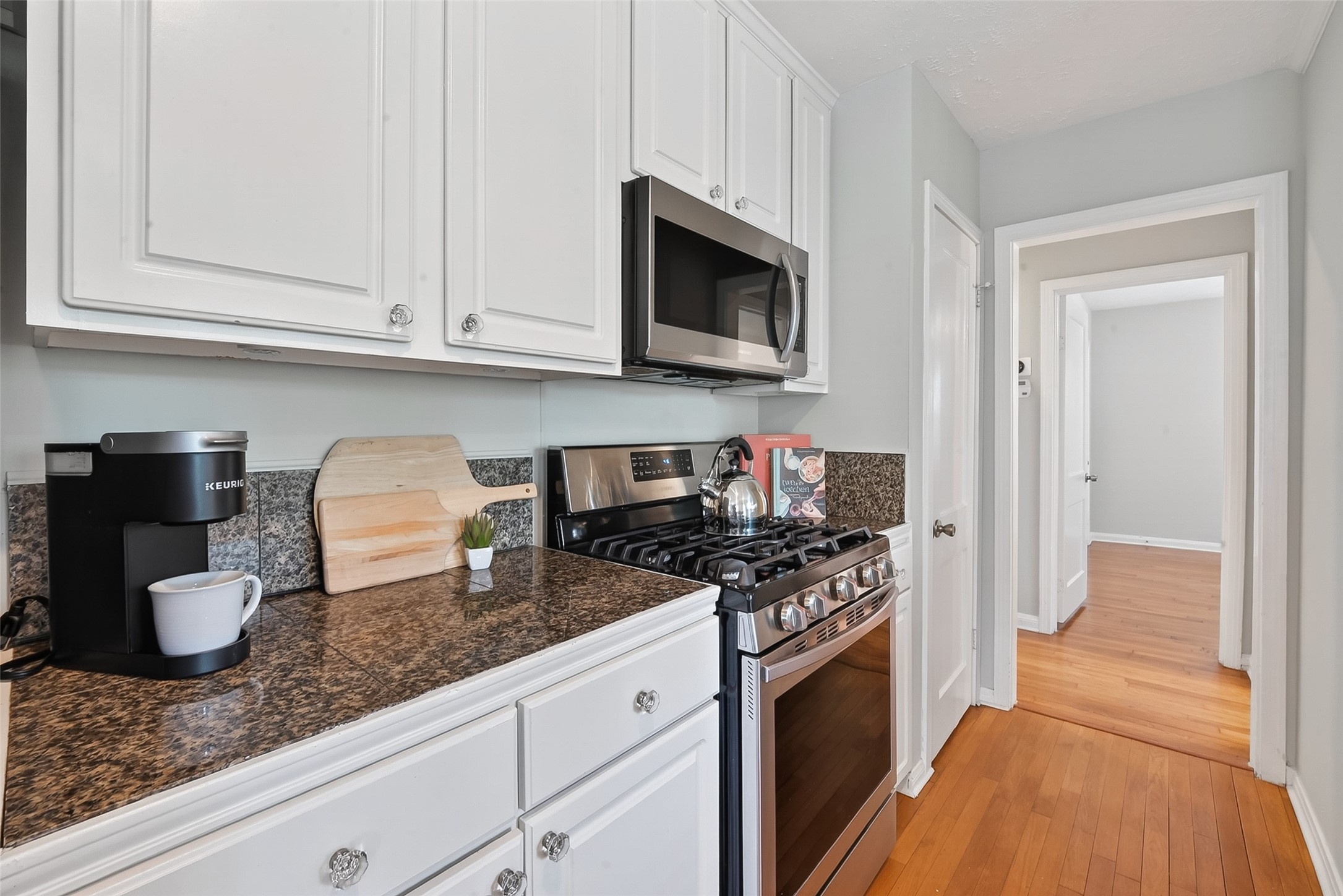 2019 Gostick Street Houston, TX 77008 - Photo 19 of 36