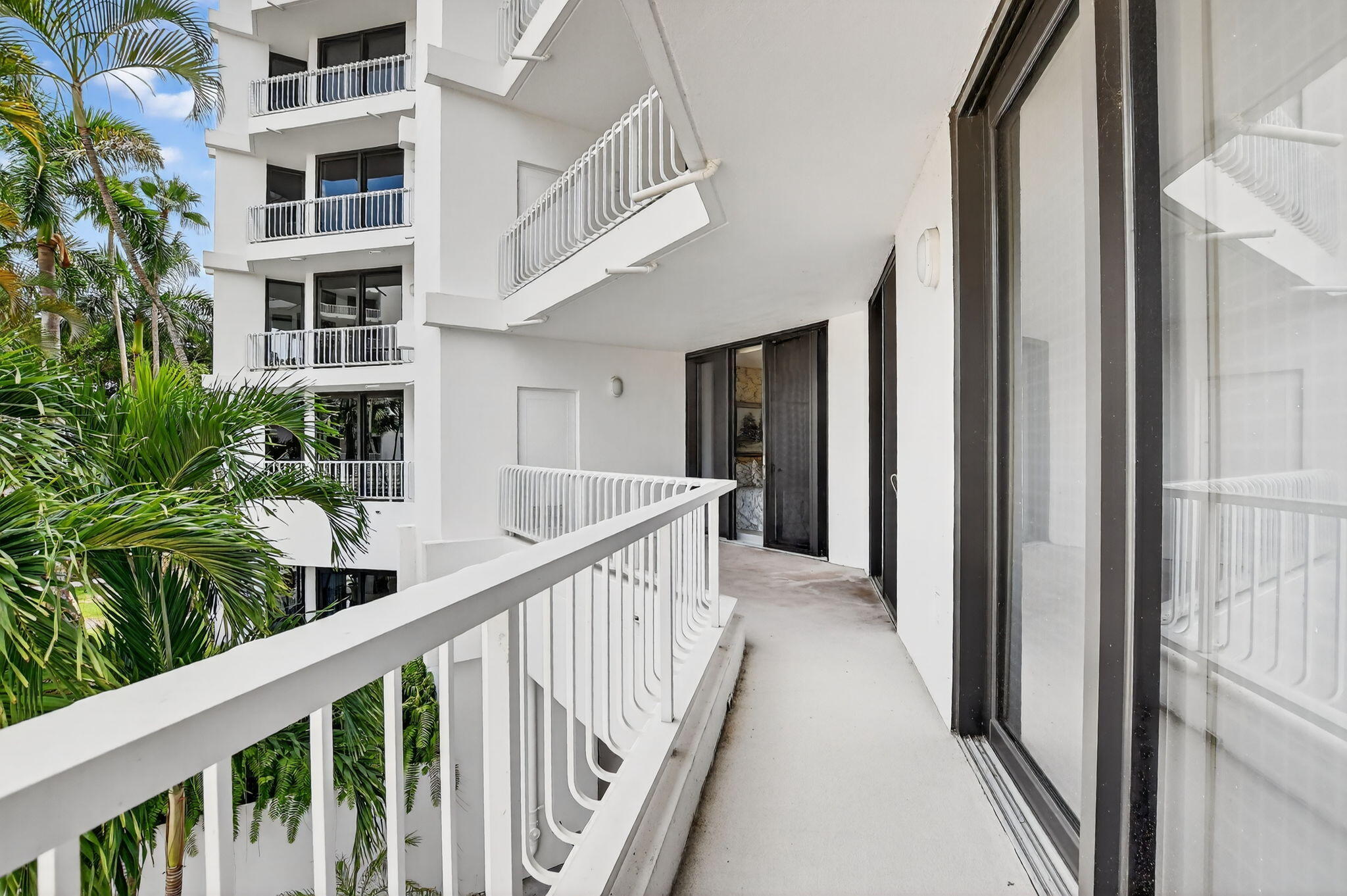 20310 Fairway Oaks Drive, Unit 124 Boca Raton, FL 33434 - Photo 18 of 65 40-web-or-mls-040_DSC_0171