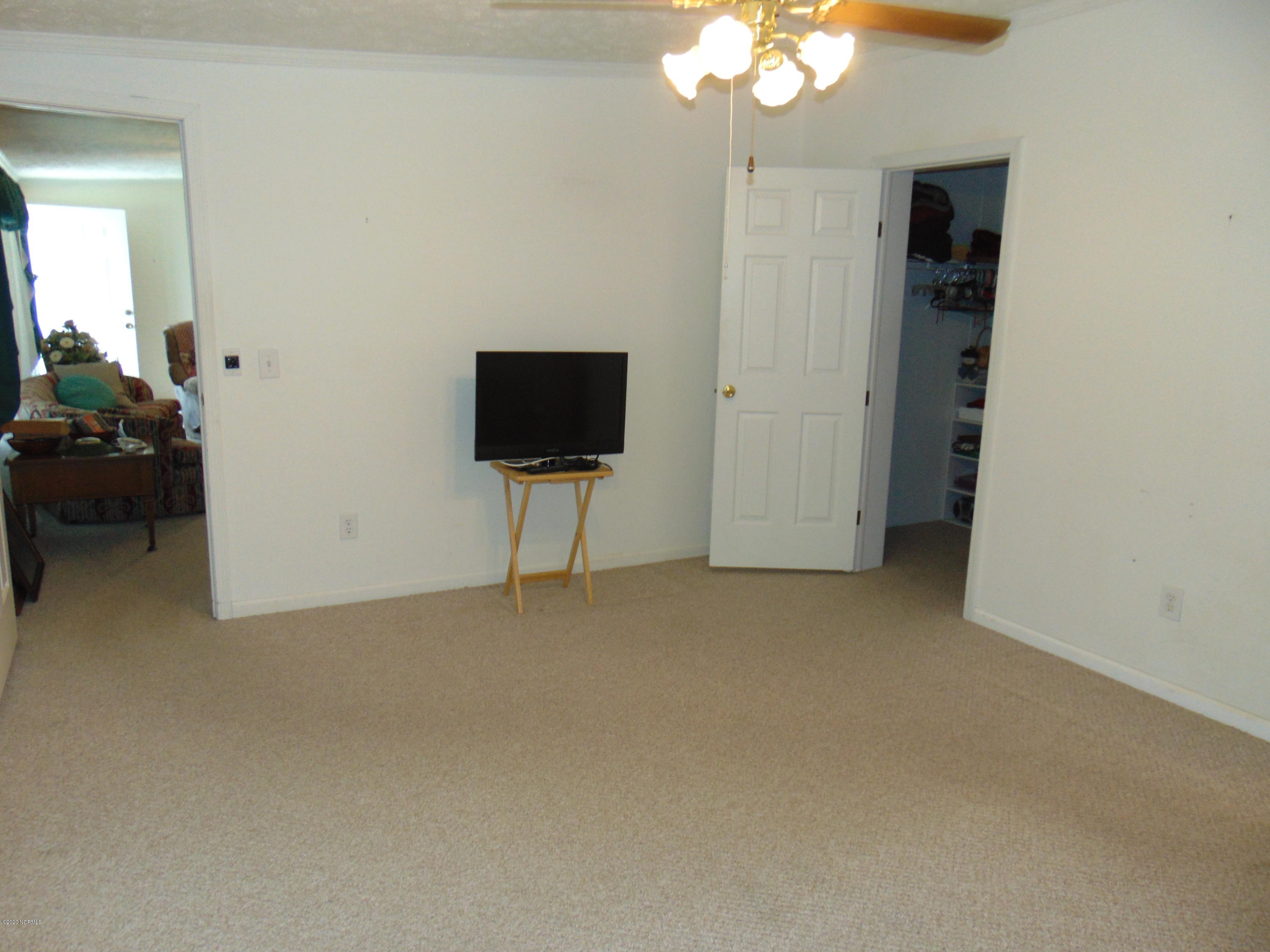 145 Newport Loop Road Newport, NC 28570 - Photo 12 of 29 Principal bedroom