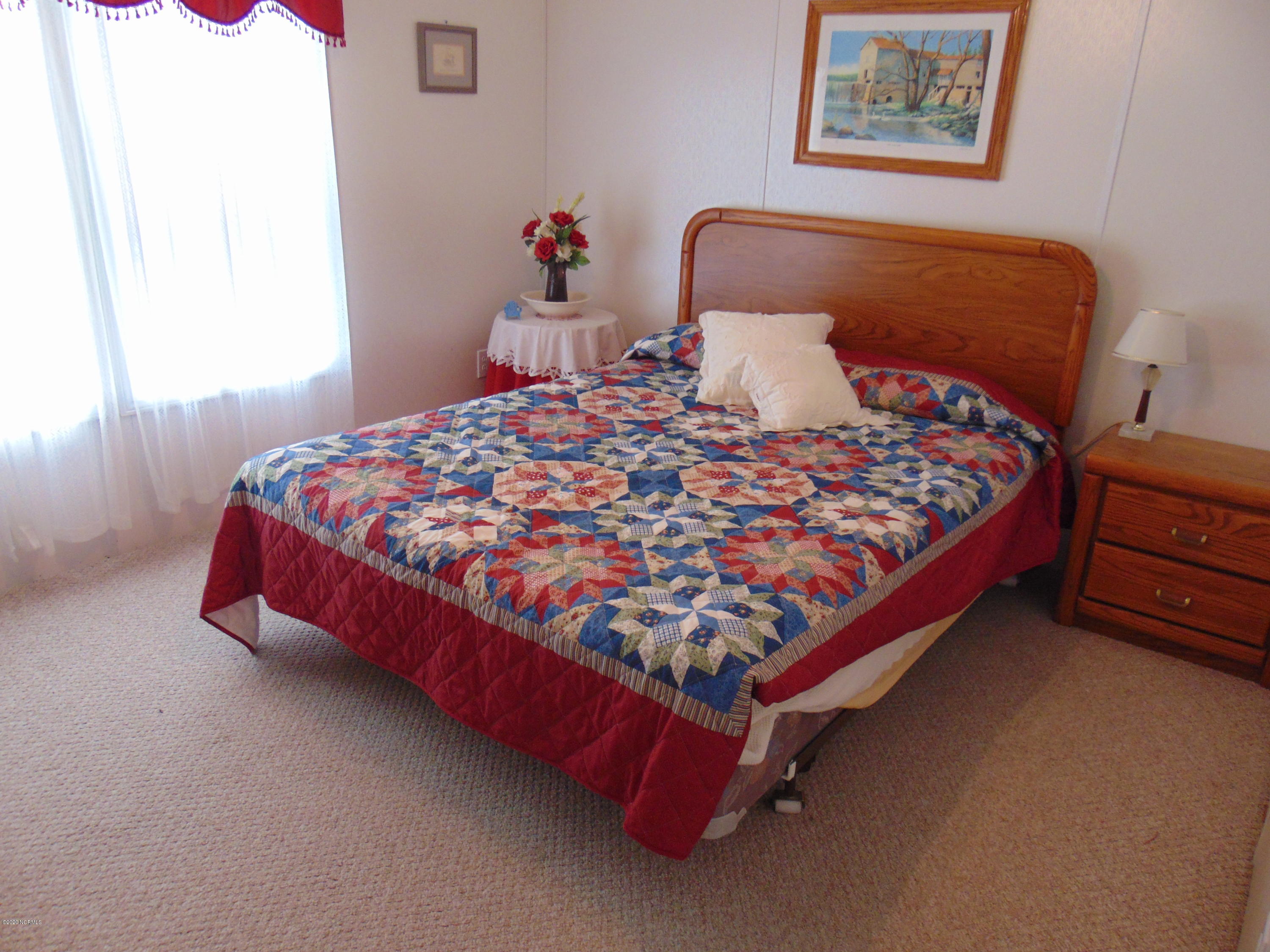 145 Newport Loop Road Newport, NC 28570 - Photo 18 of 29 3rd bedroom