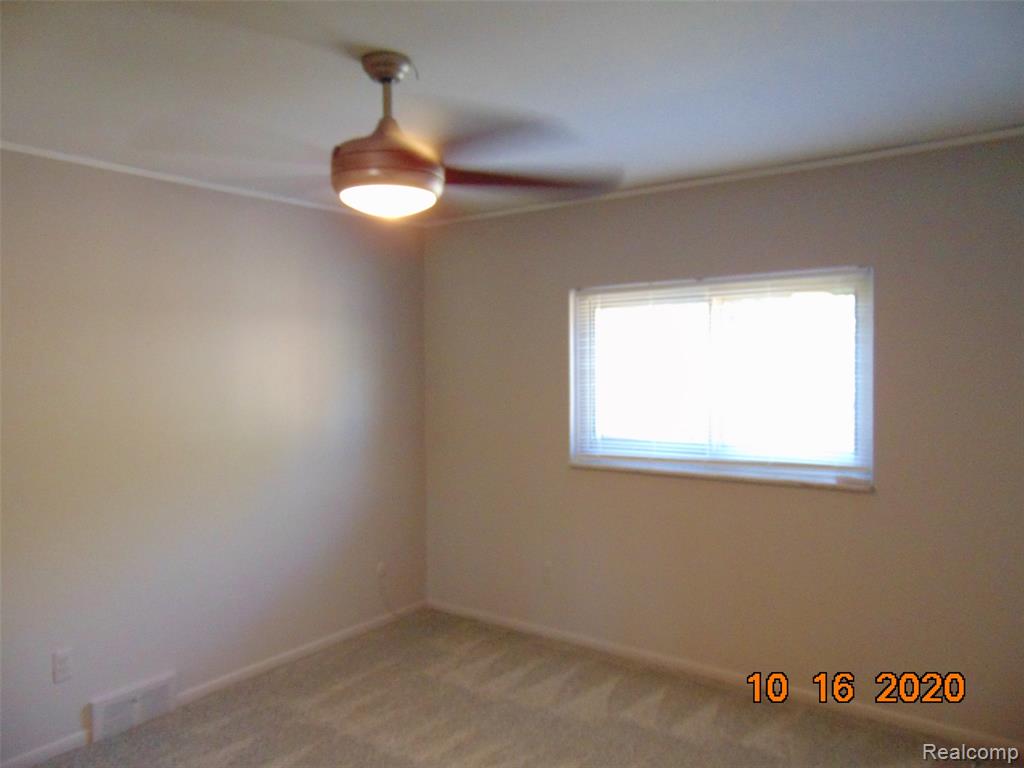 1127 Derby Road, Unit 7 Birmingham, MI 48009 - Photo 9 of 15