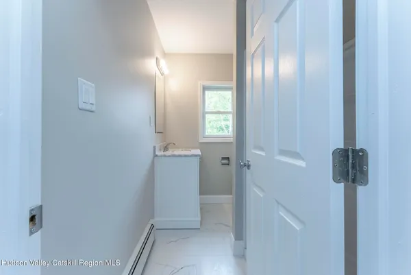 $499,000 | 2084 Highway 32, Saugerties, NY 12477