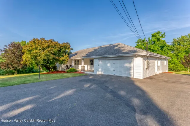 $519,000 | 2084 Highway 32, Saugerties, NY 12477