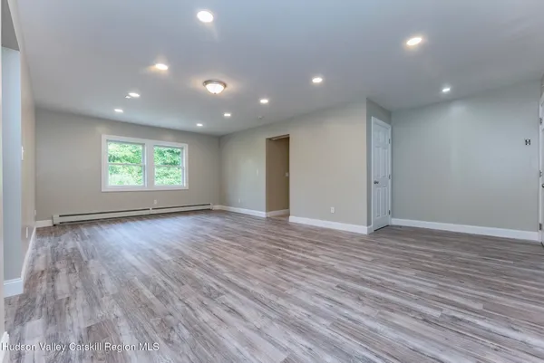 $499,000 | 2084 Highway 32, Saugerties, NY 12477