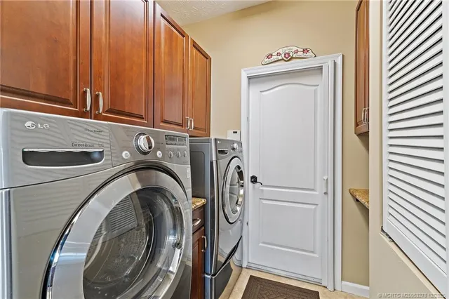 $575,000 | 2434 Southeast Pascal Avenue, Port St. Lucie, FL 34952