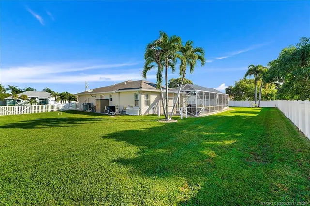 $575,000 | 2434 Southeast Pascal Avenue, Port St. Lucie, FL 34952