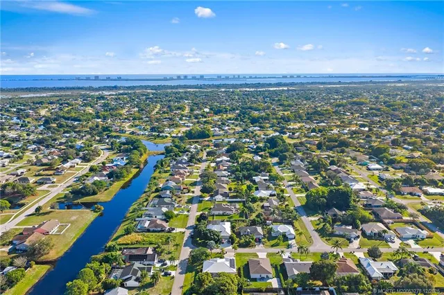 $575,000 | 2434 Southeast Pascal Avenue, Port St. Lucie, FL 34952