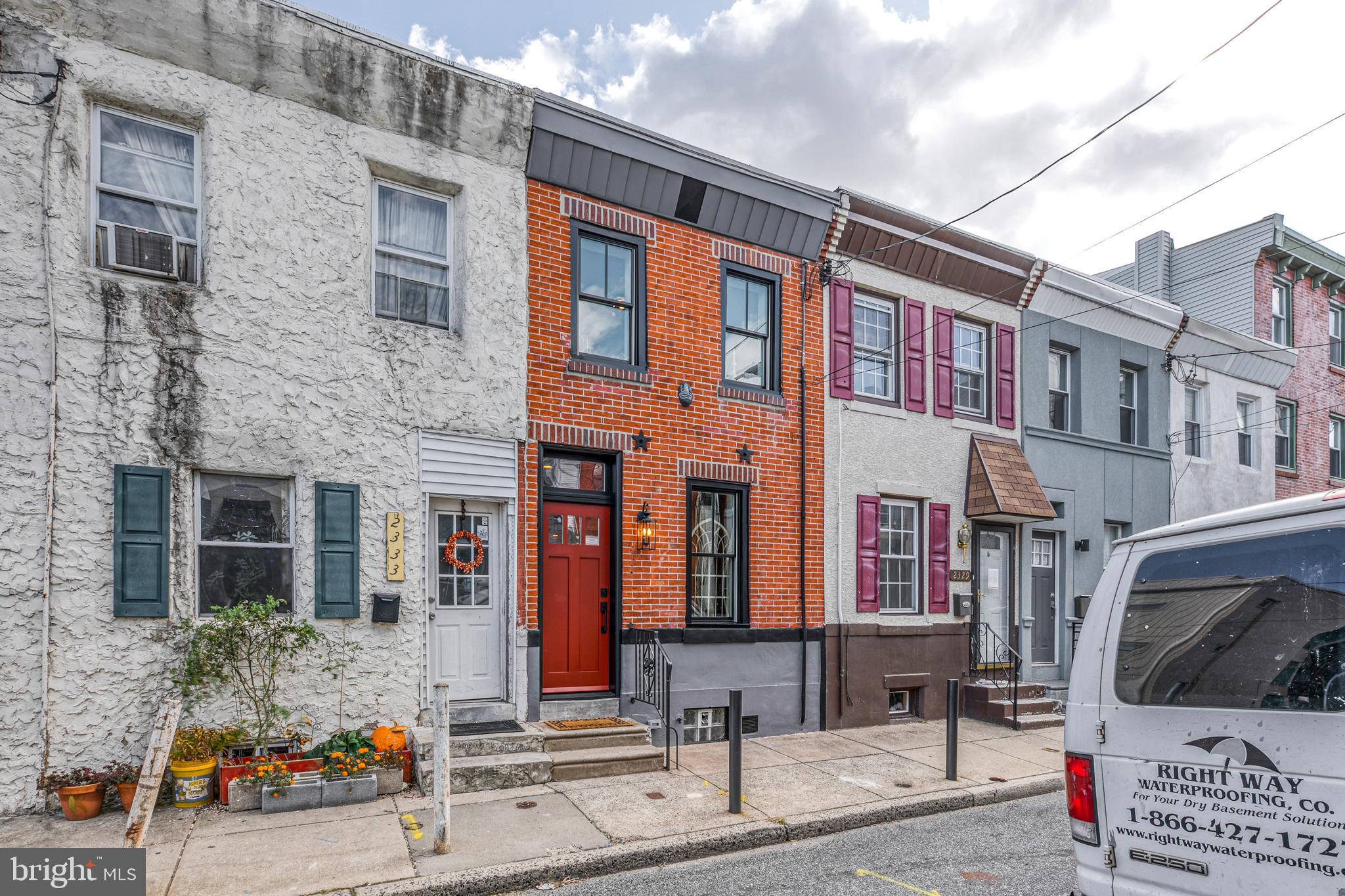 2331 Mercer Street Philadelphia, PA 19125 - Photo 2 of 27