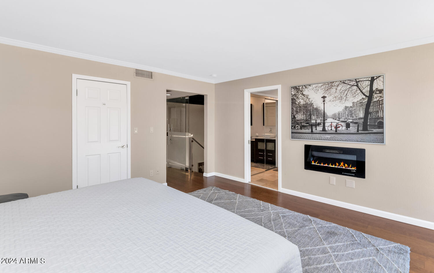 7740 East Camelback Road Scottsdale, AZ 85251 - Photo 15 of 27 7740 E Camelback Rd-large-019-001-TOD301