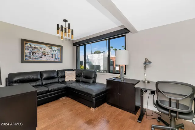 $7,495 | 7740 East Camelback Road, Scottsdale, AZ 85251