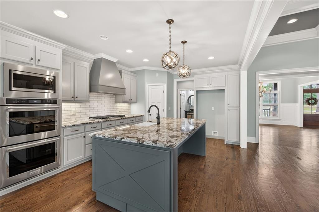 436 Thunder Road Buford, GA 30518 - Photo 14 of 98 Gallery Image 14