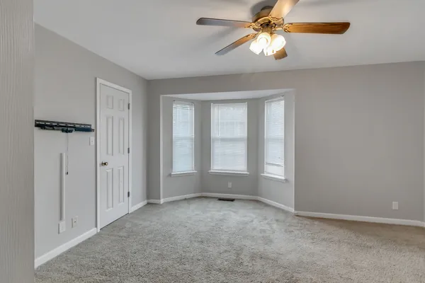 $1,350 | 253 New Gritton Avenue, Oak Grove, KY 42262