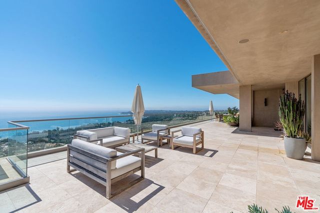 $8,750,000 | 27316 Winding Way, Malibu, CA 90265