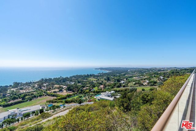 $8,750,000 | 27316 Winding Way, Malibu, CA 90265