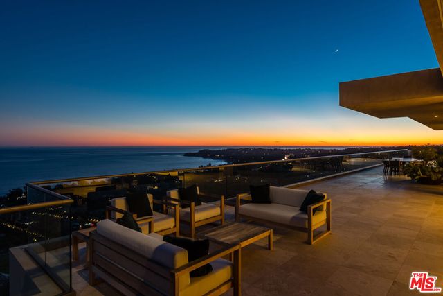 $8,750,000 | 27316 Winding Way, Malibu, CA 90265
