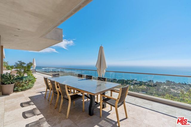 $8,750,000 | 27316 Winding Way, Malibu, CA 90265