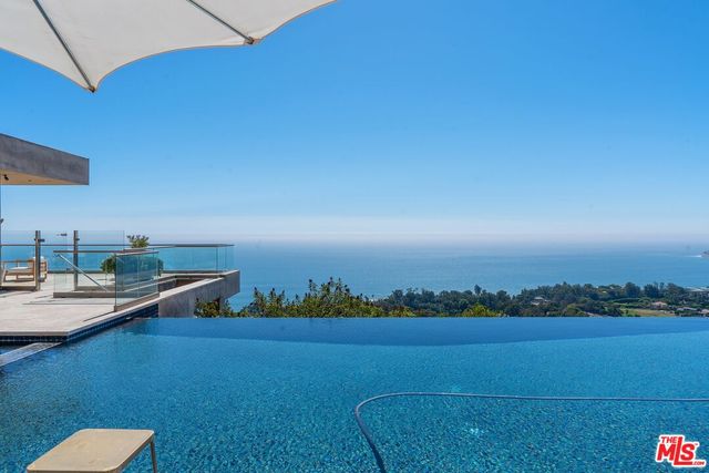 $8,750,000 | 27316 Winding Way, Malibu, CA 90265