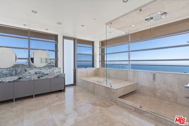 $8,750,000 | 27316 Winding Way, Malibu, CA 90265