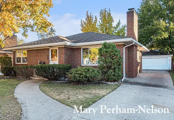 $320,000 | 618 Alger Street Southeast, Grand Rapids, MI 49507