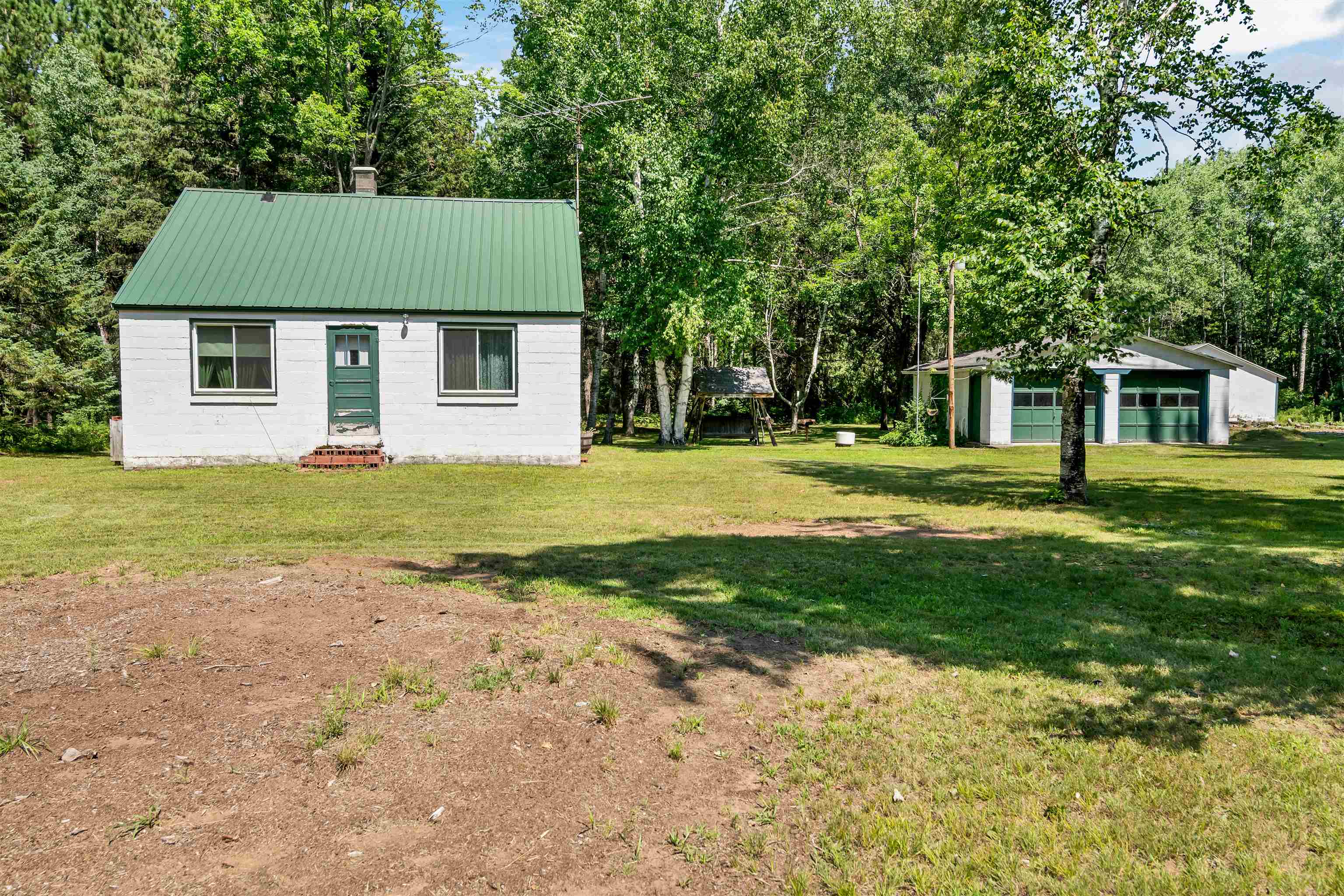 W12818 Ranch Road Crivitz, WI 54114 - Photo 3 of 49 Gallery Image 3
