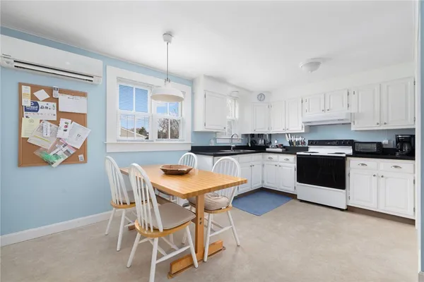 $15,000 | 59 Mt Hope Avenue, Jamestown, RI 02835