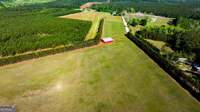 a view of an ocean and mountain view