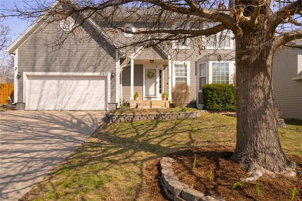 $420,000 | 21436 West 48th Street, Shawnee, KS 66218