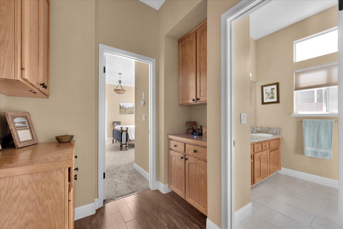 2474 Twain Avenue Clovis, CA 93611 - Photo 22 of 55