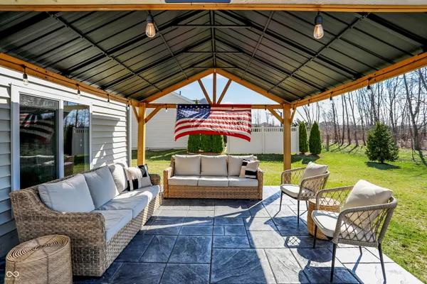 $640,000 | 2288 Lingerman Court, Avon, IN 46123