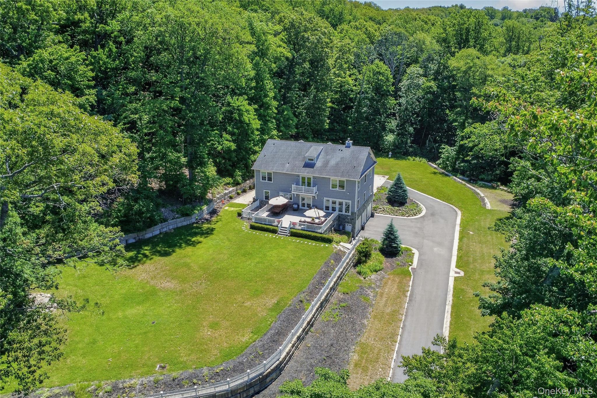 261 Harbor Road Cold Spring Harbor, NY 11724 - Photo 41 of 43