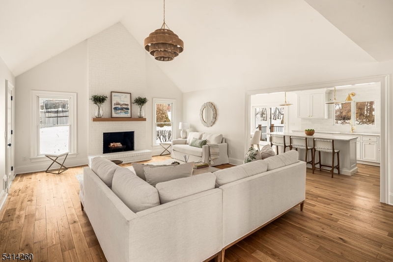 15 Squirrel Run Morristown, NJ 07960 - Photo 3 of 49