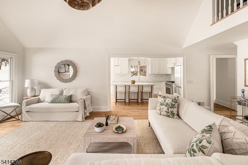 15 Squirrel Run Morristown, NJ 07960 - Photo 5 of 49